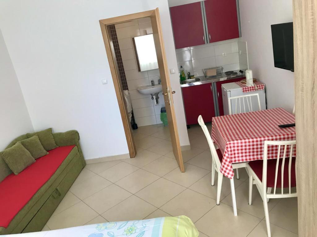 Apartment Ally Crikvenica Exterior photo